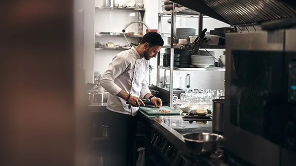 Labor-shortages-article marsfoodservices image